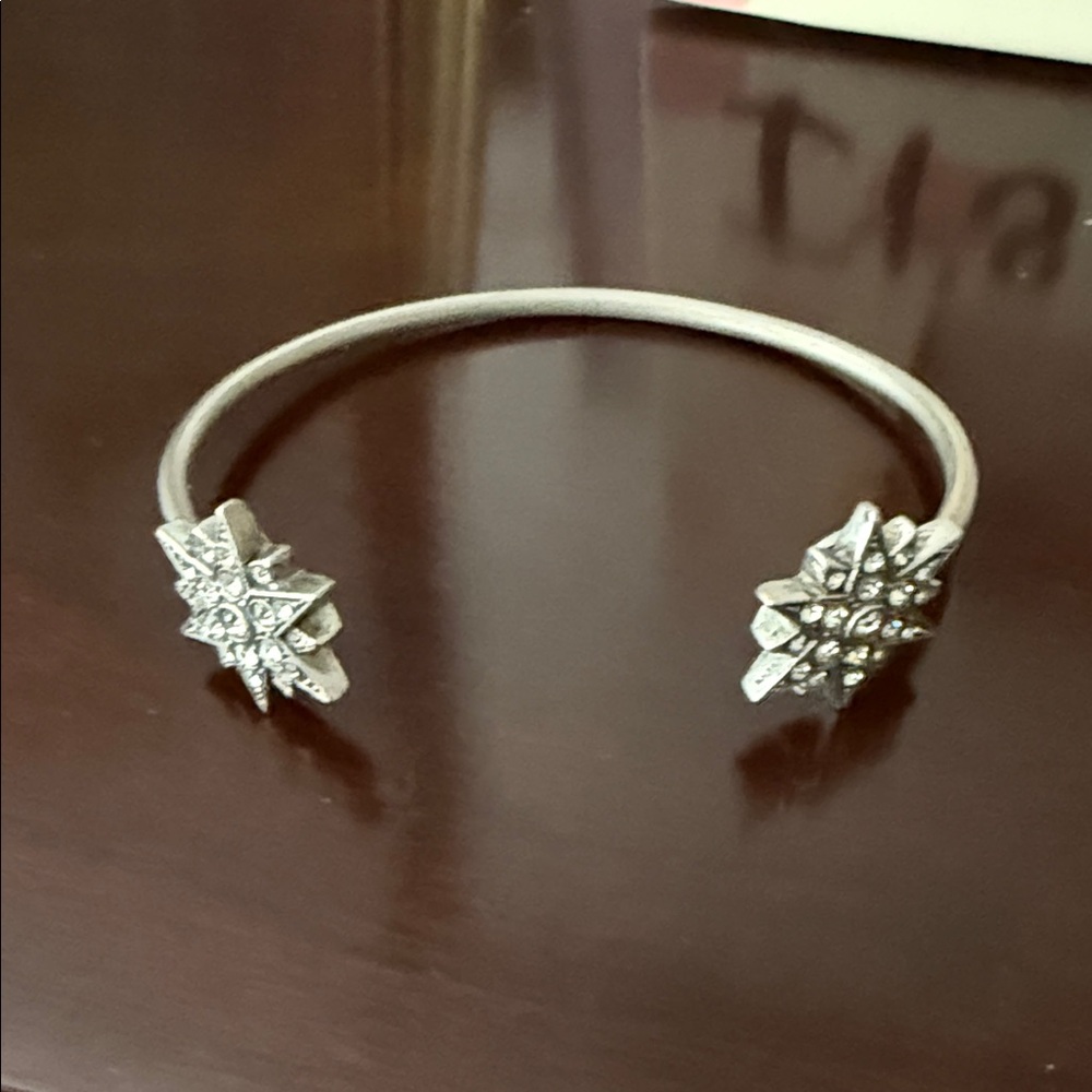 Elegant Silver Starburst Bracelet